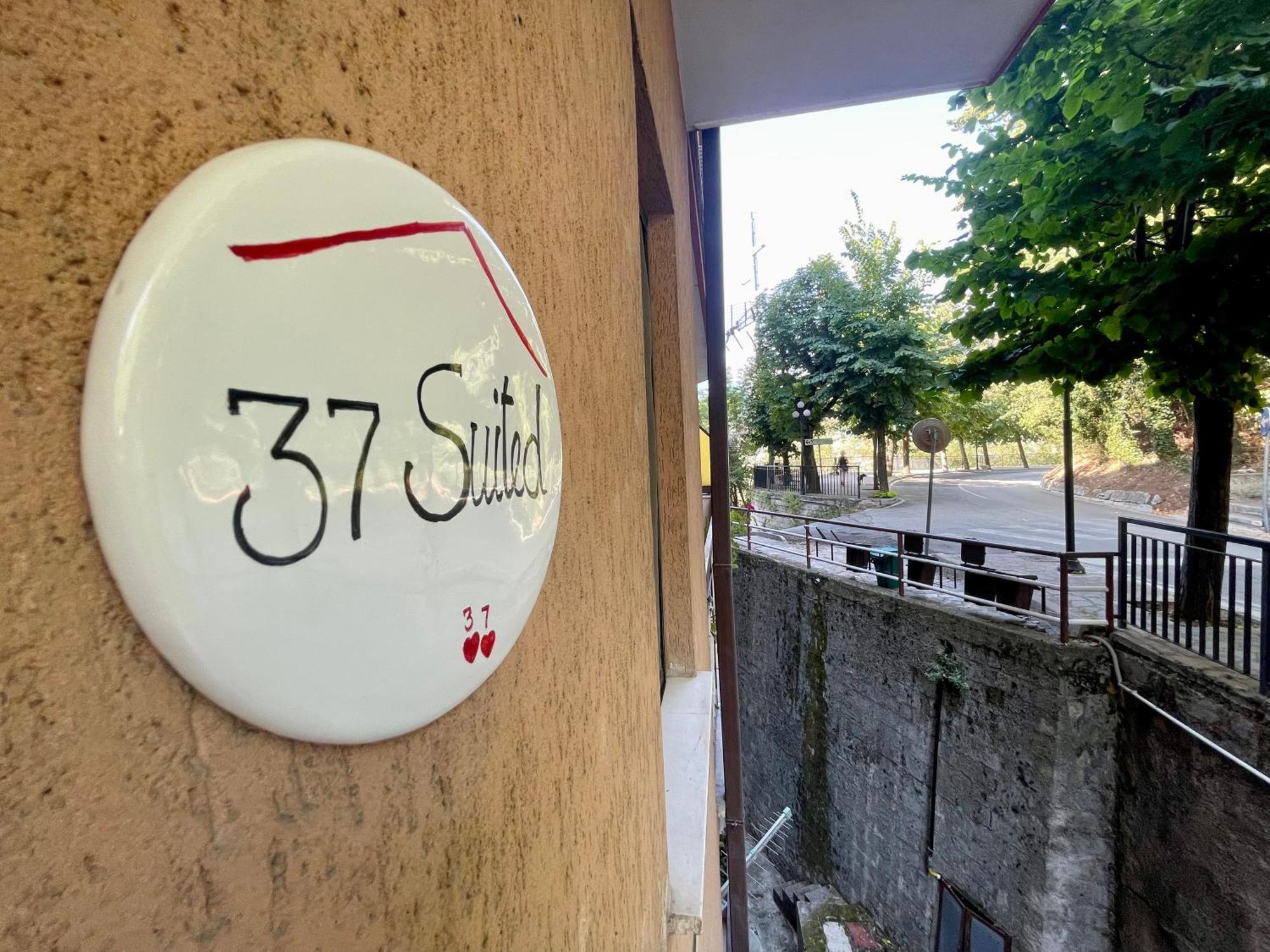 37Suited Guardiagrele Exterior foto